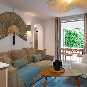 Superbe 3 Pièces Dans Tropez Avec Piscine Appartement