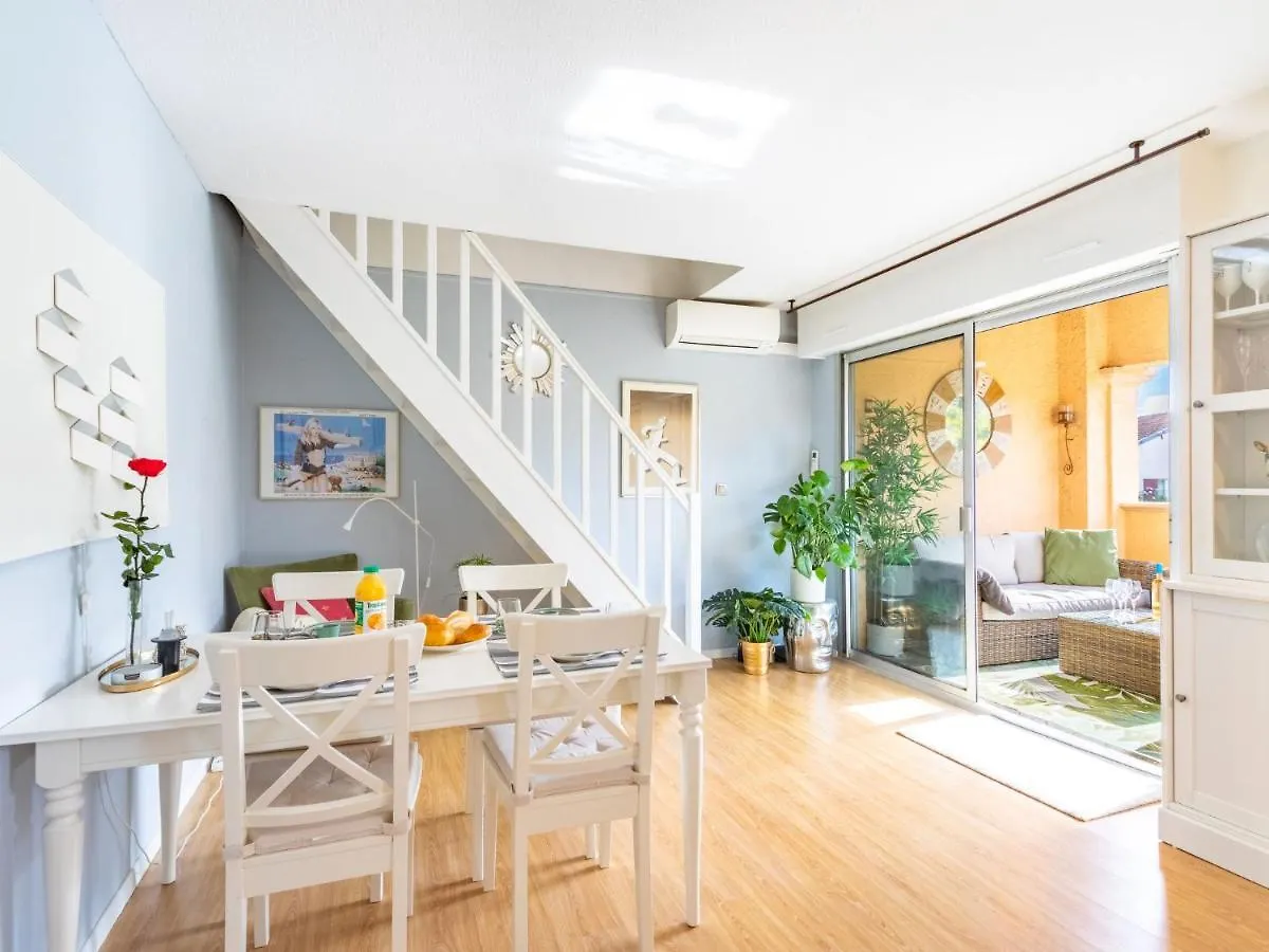 Apartment Le Clos Sainte Anne By Interhome